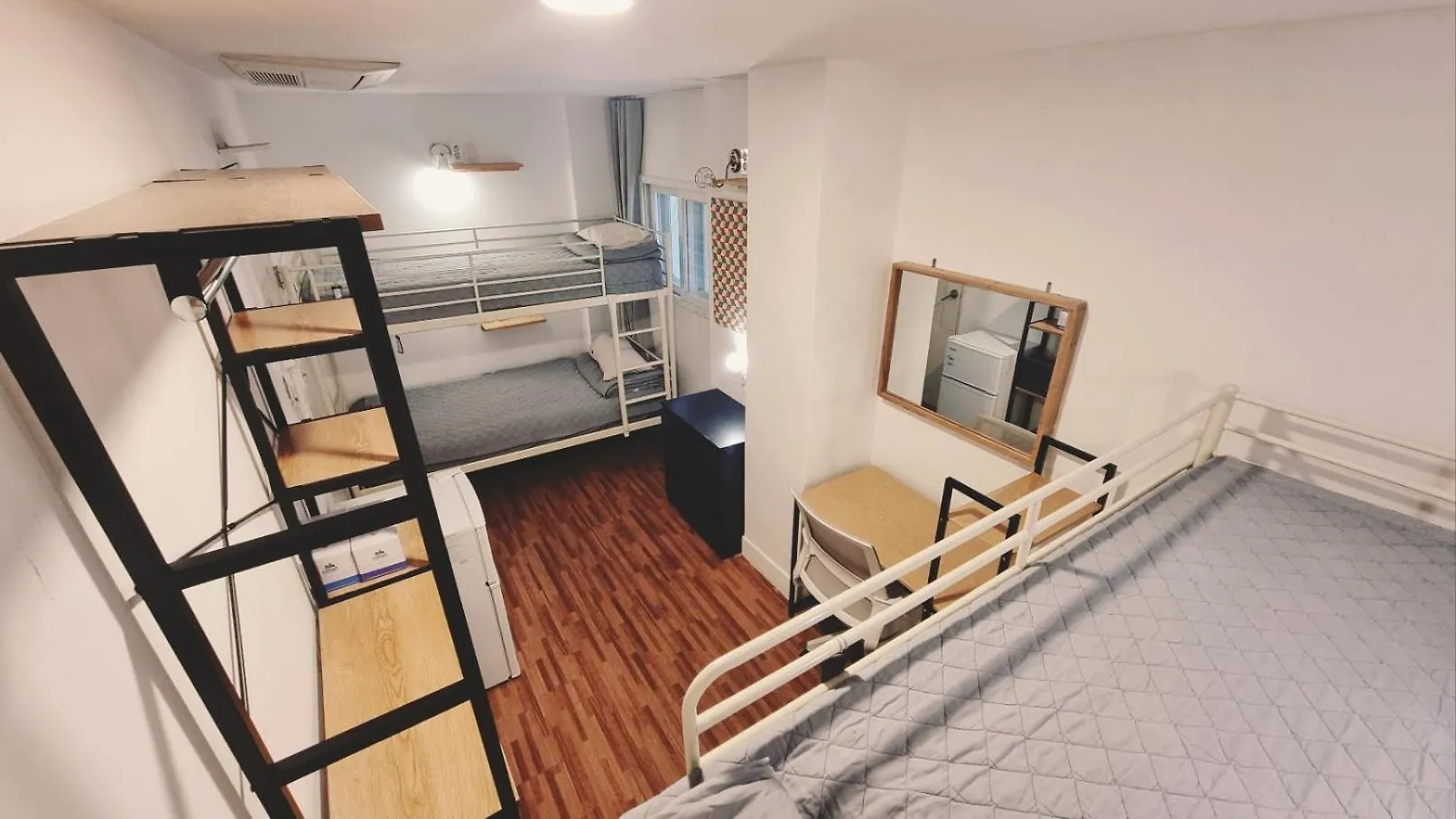 סיאול Blue Boat Hostel Myeongdong 0*,