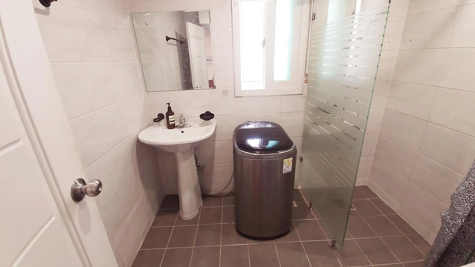 סיאול Blue Boat Hostel Myeongdong
