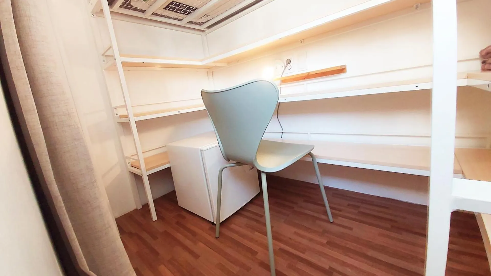 Blue Boat Hostel Myeongdong Seoul