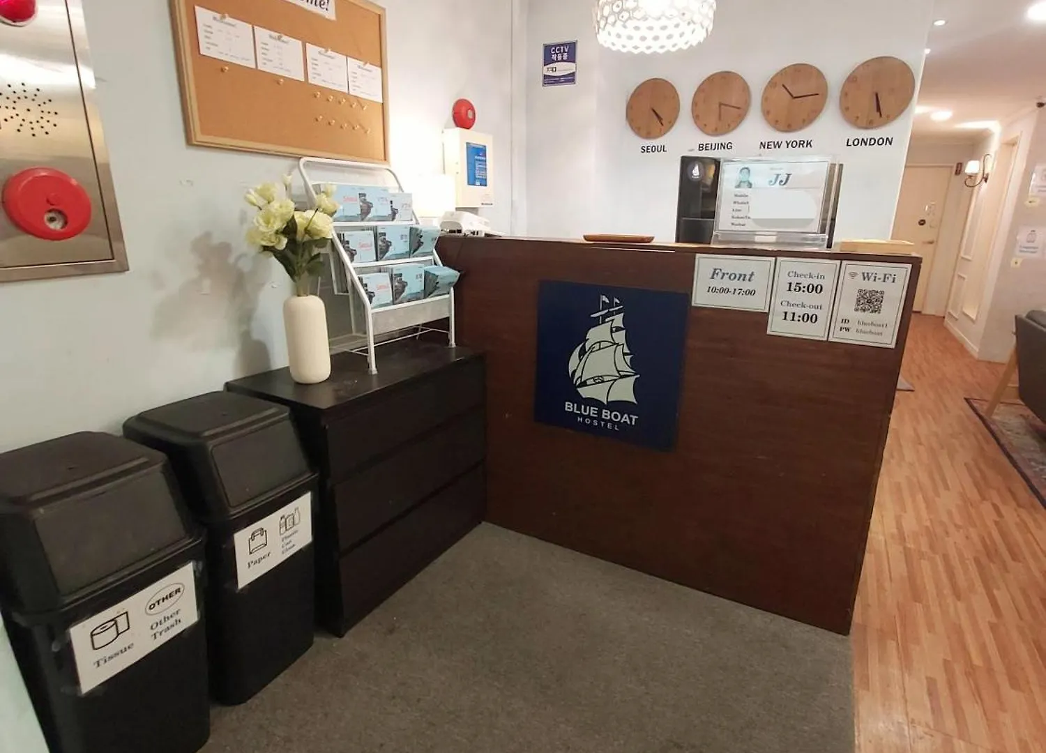 Blue Boat Hostel Myeongdong Seoul