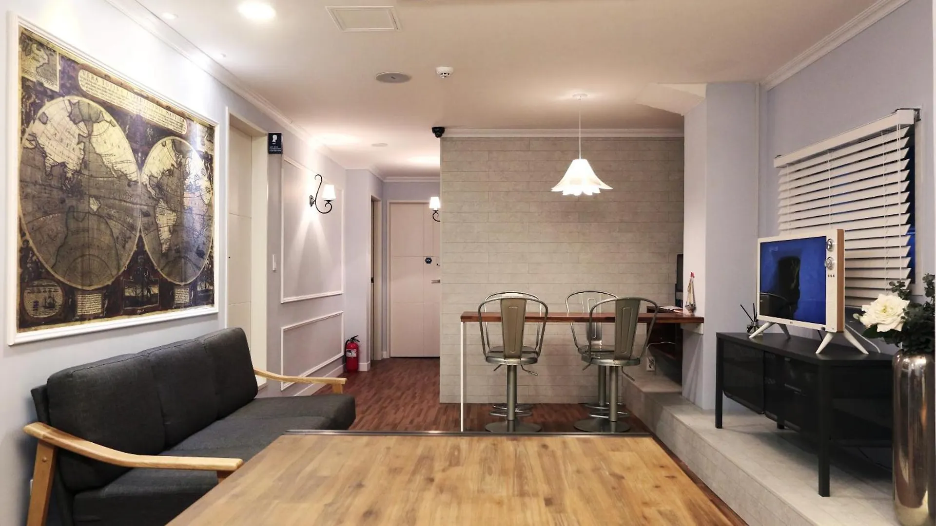 Blue Boat Hostel Myeongdong Soul